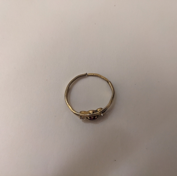 Gold Coloured Ring with Silver and Red Stones - Picture 3 of 4